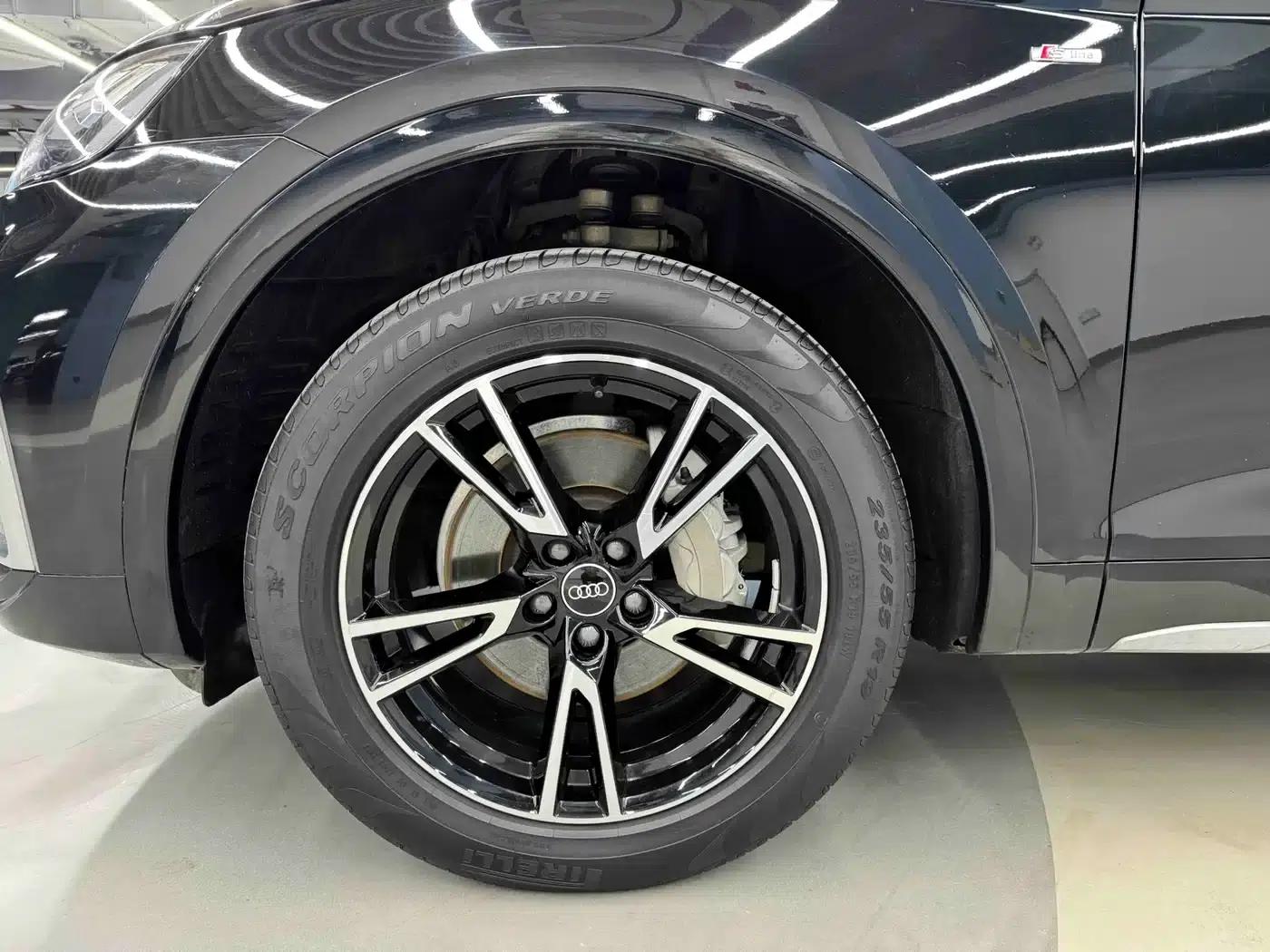 Audi Q5L 2024 40 TFSI Fashion Dynamic Edition — миниатюра 9