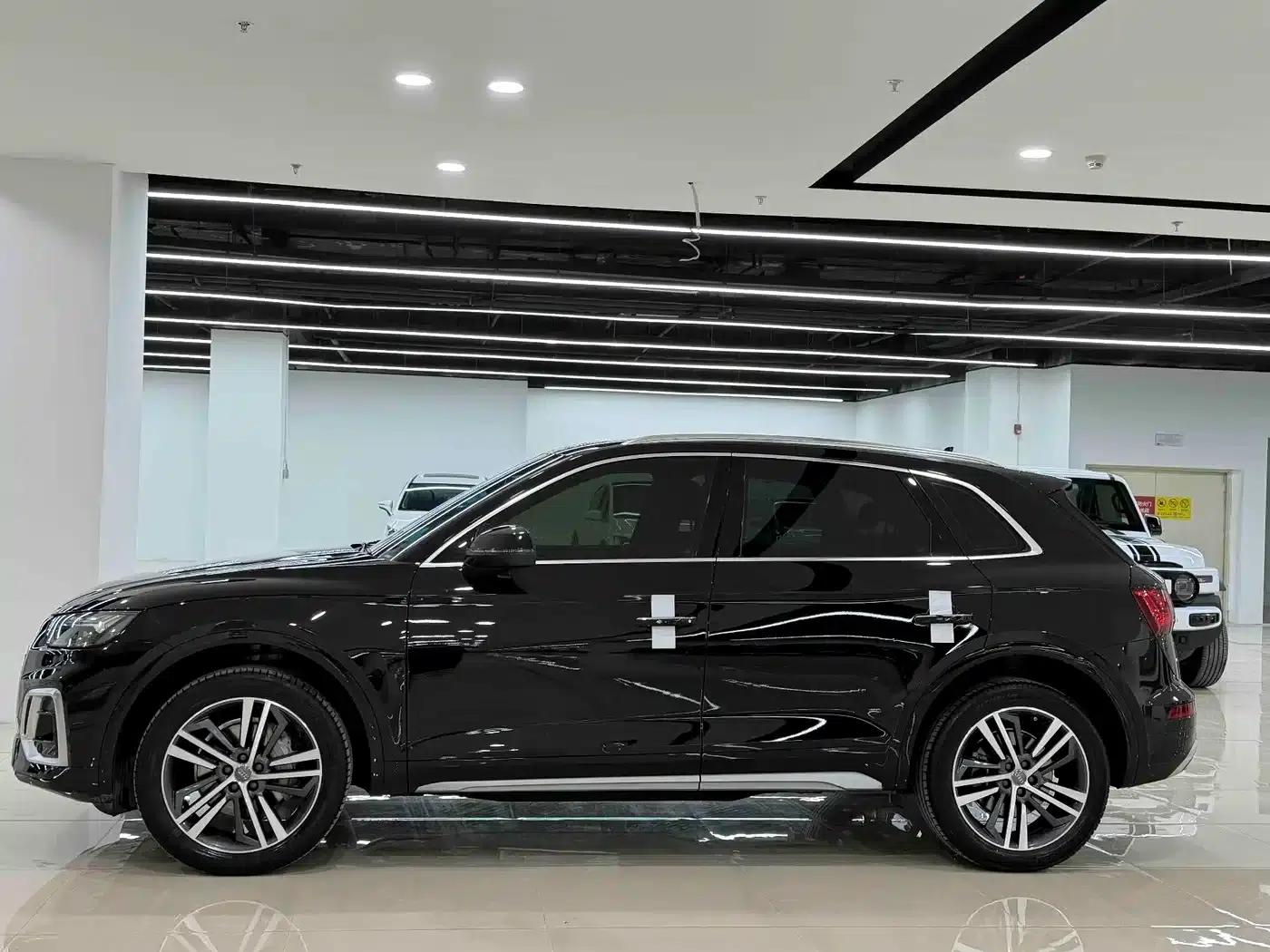 Audi Q5L 2021 40 TFSI Luxury Dynamic — миниатюра 3