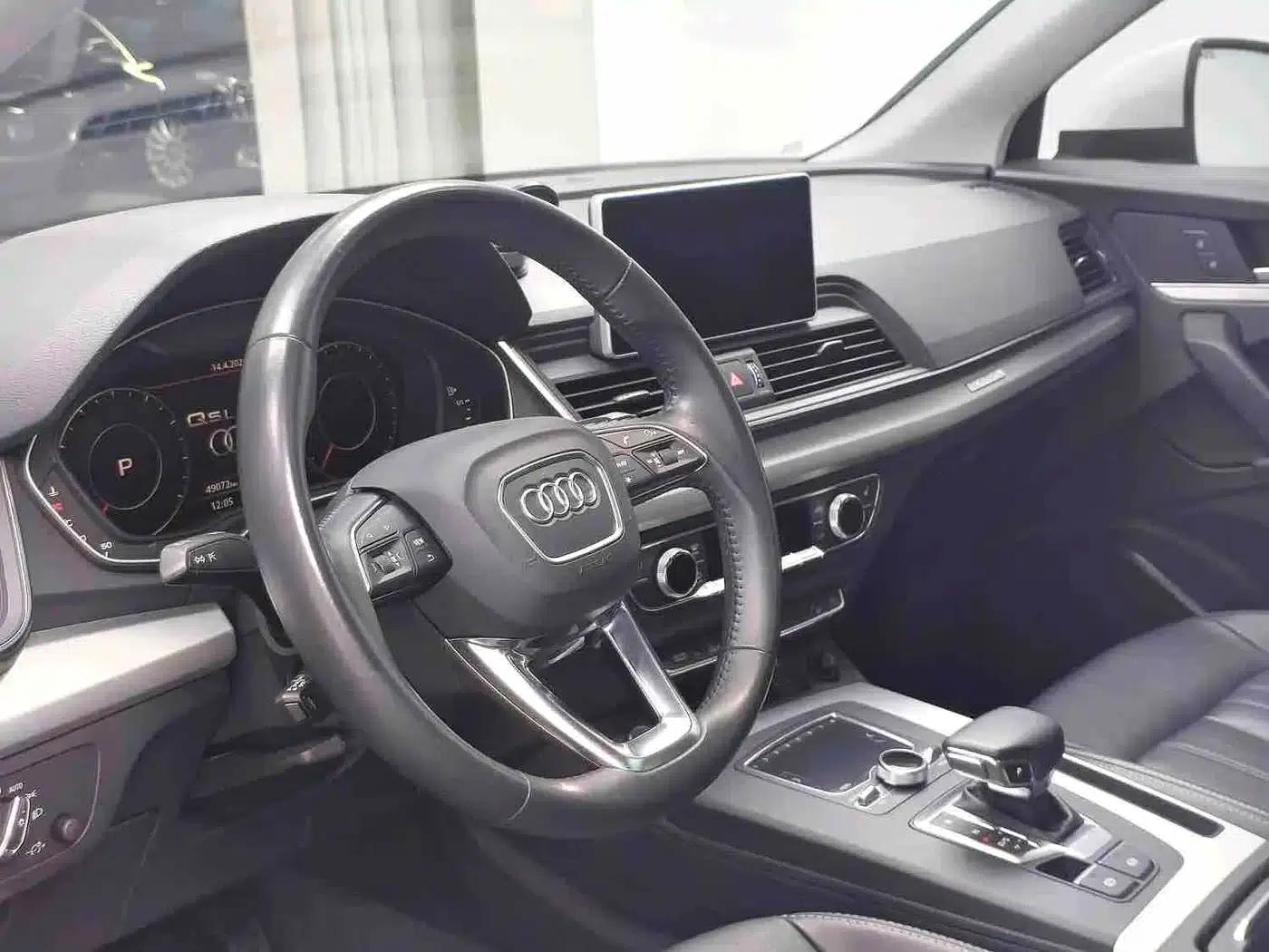 Audi Q5L 2020 40 TFSI Luxury Fashion Edition — миниатюра 4