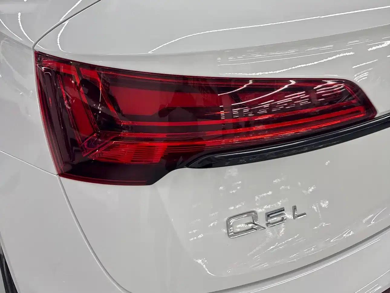 Audi Q5L 2023 45T Luxury Dynamic — миниатюра 11