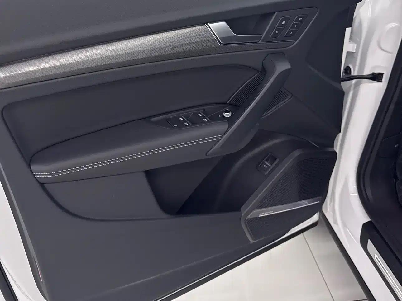 Audi Q5L 2023 45T Luxury Dynamic — миниатюра 13