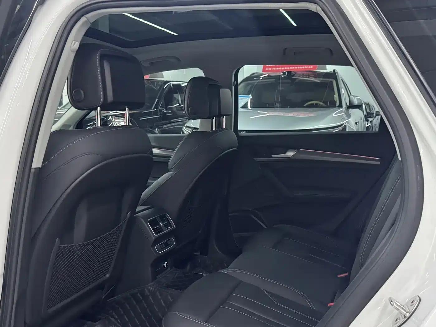 Audi Q5L 2023 45T Luxury Dynamic — миниатюра 8