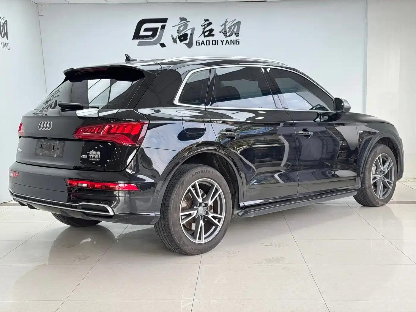 Audi Q5L 2020 45 TFSI Premium Fashion Edition — миниатюра 26