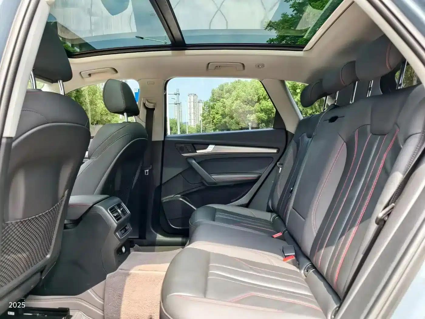 Audi Q5L 2022 40T RS Package Sport Edition — миниатюра 5