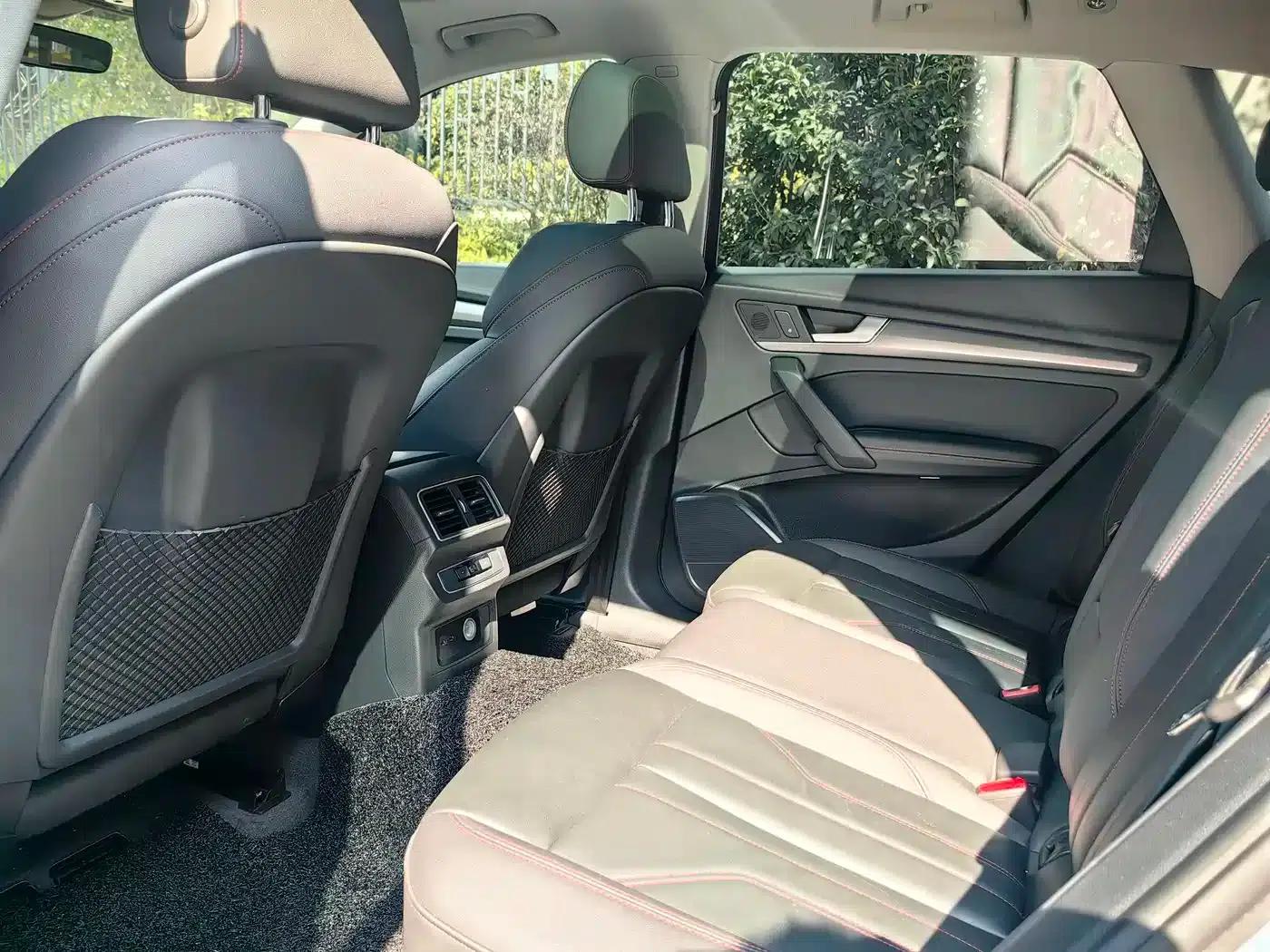 Audi Q5L 2022 40T RS Package Sport Edition — миниатюра 6