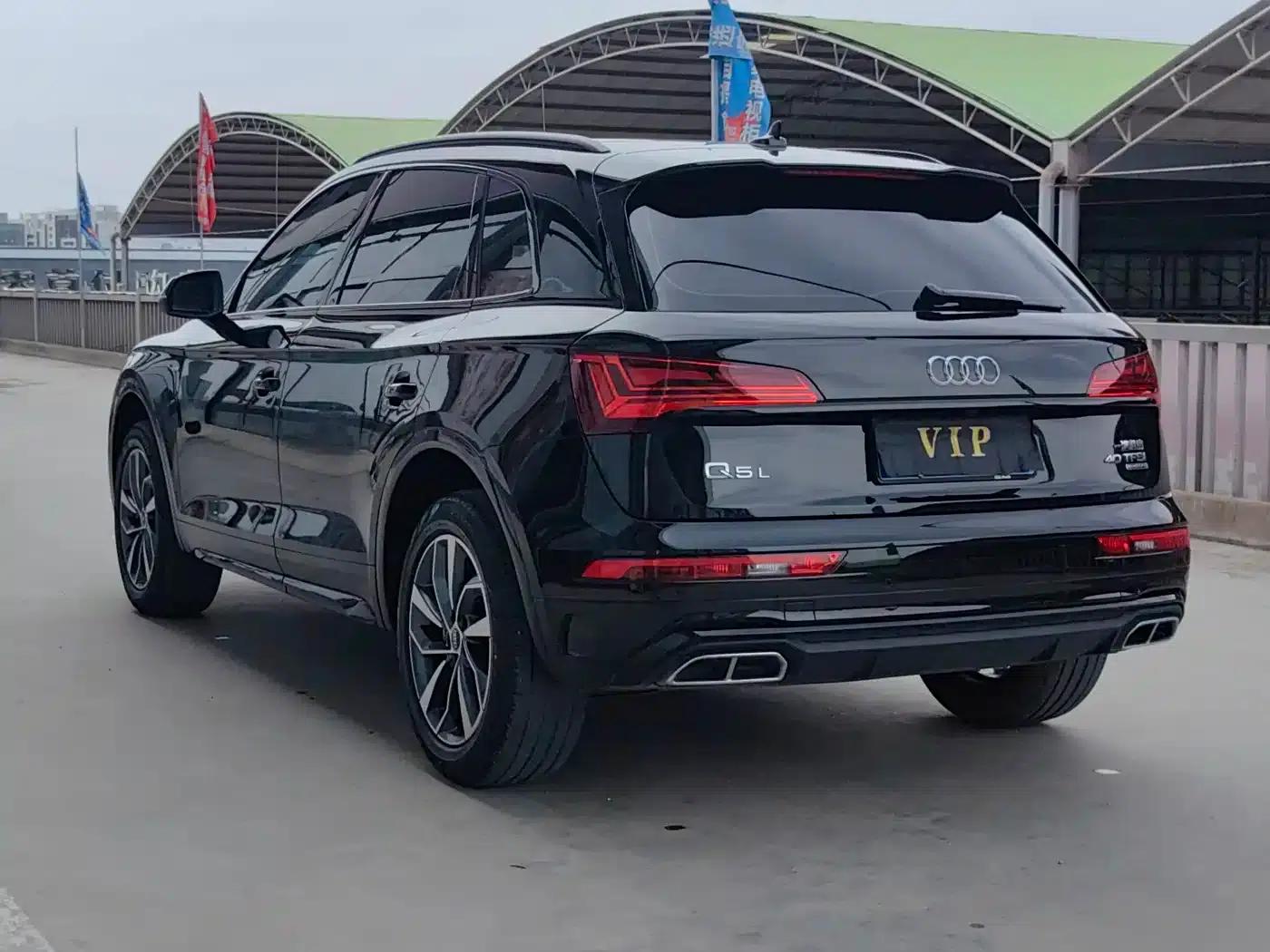 Audi Q5L 2023 40T Luxury Dynamic — миниатюра 4