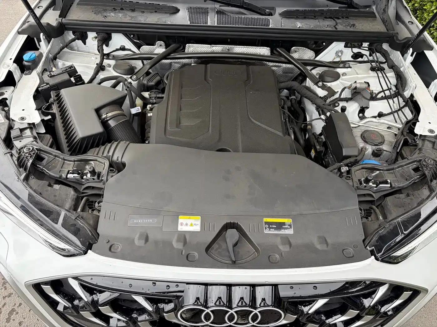 Audi Q5L 2026 2.0T Exclusive Edition for Million Users — миниатюра 13