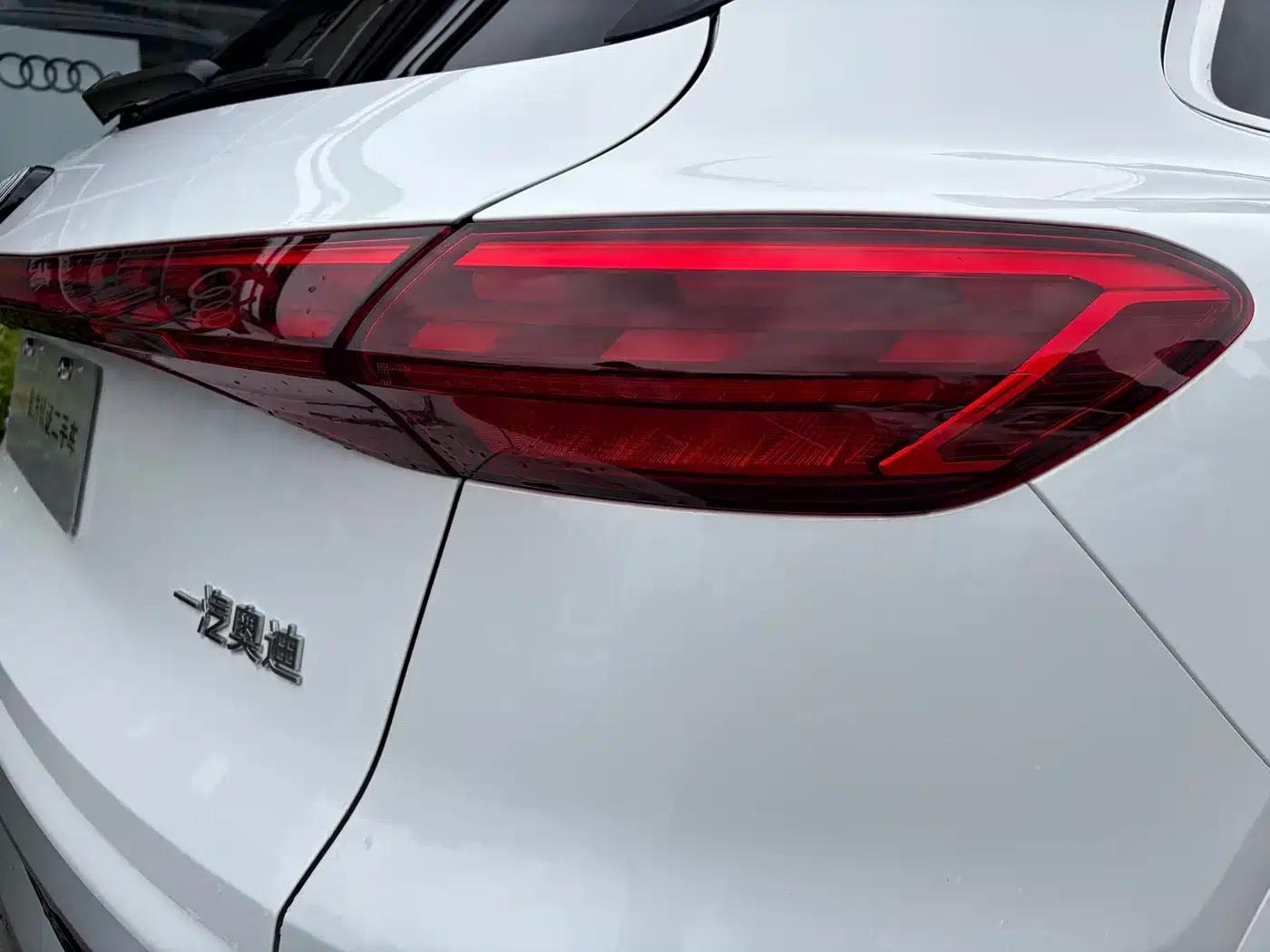 Audi Q5L 2026 2.0T Exclusive Edition for Million Users — миниатюра 16