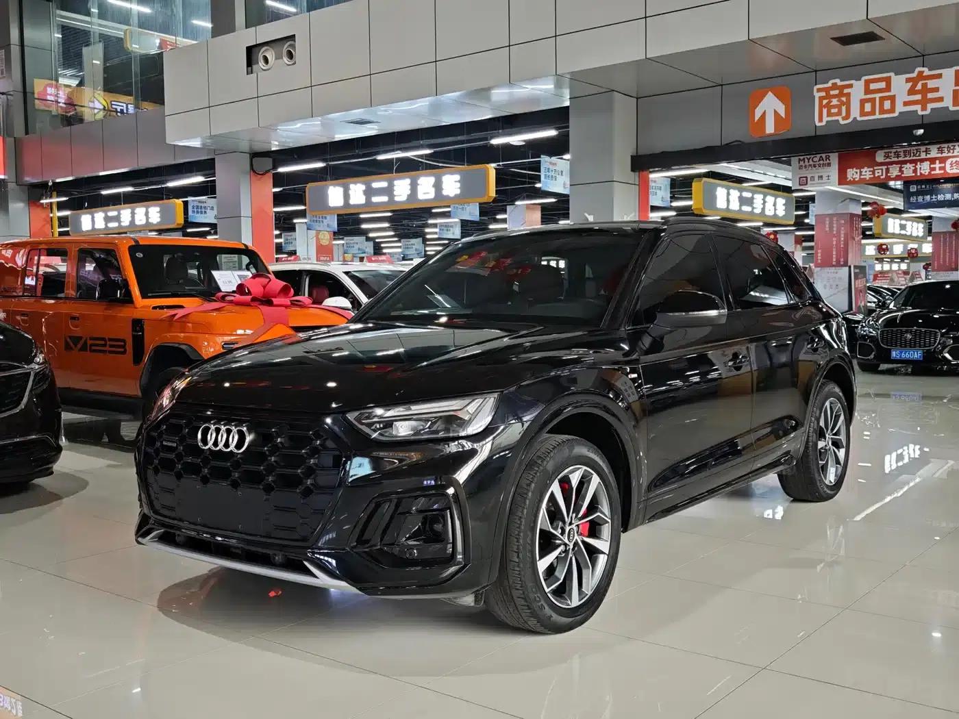 Audi Q5L 2023 40T Luxury Dynamic — миниатюра 1