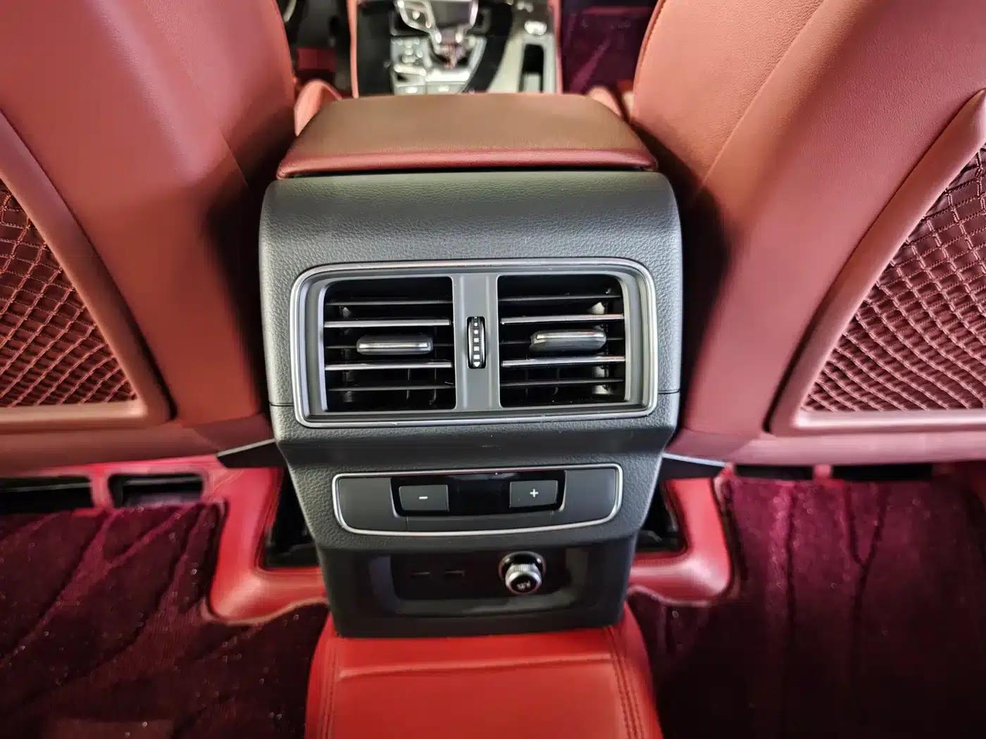 Audi Q5L 2023 40T Luxury Dynamic — миниатюра 8