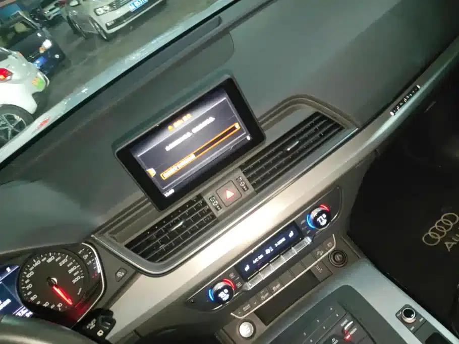 Audi Q5L 2020 40 TFSI Luxury Progressive Edition — миниатюра 13
