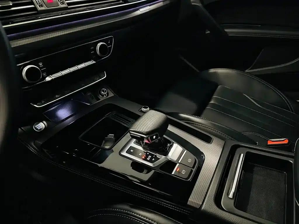 Audi Q5L 2024 40 TFSI Luxury Dynamic — миниатюра 13