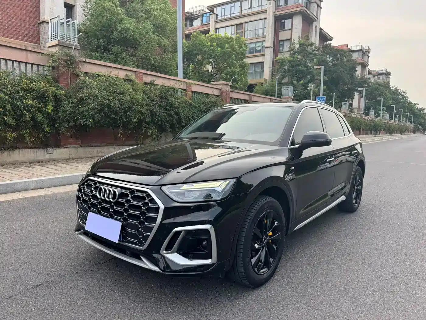 Audi Q5L 2022 Facelift 40T Luxury Dynamic — миниатюра 1