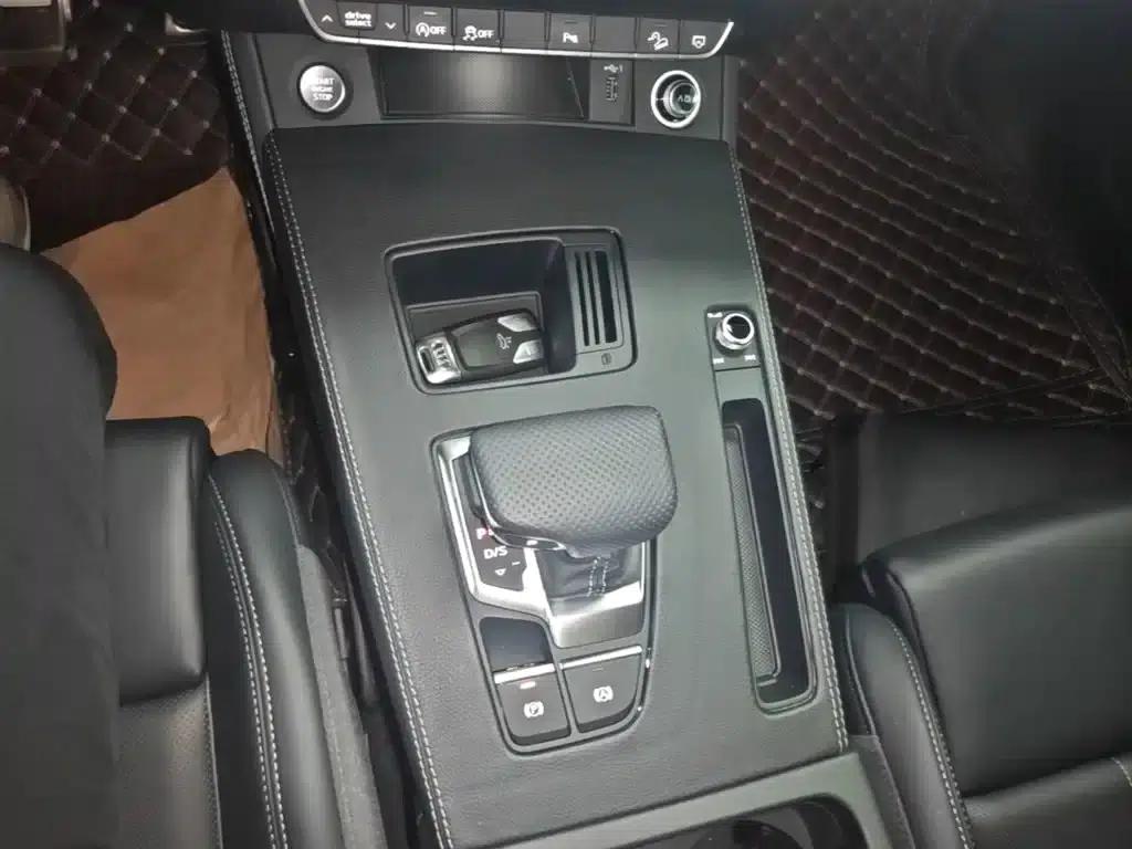 Audi Q5L 2025 40 TFSI Luxury Dynamic — миниатюра 14