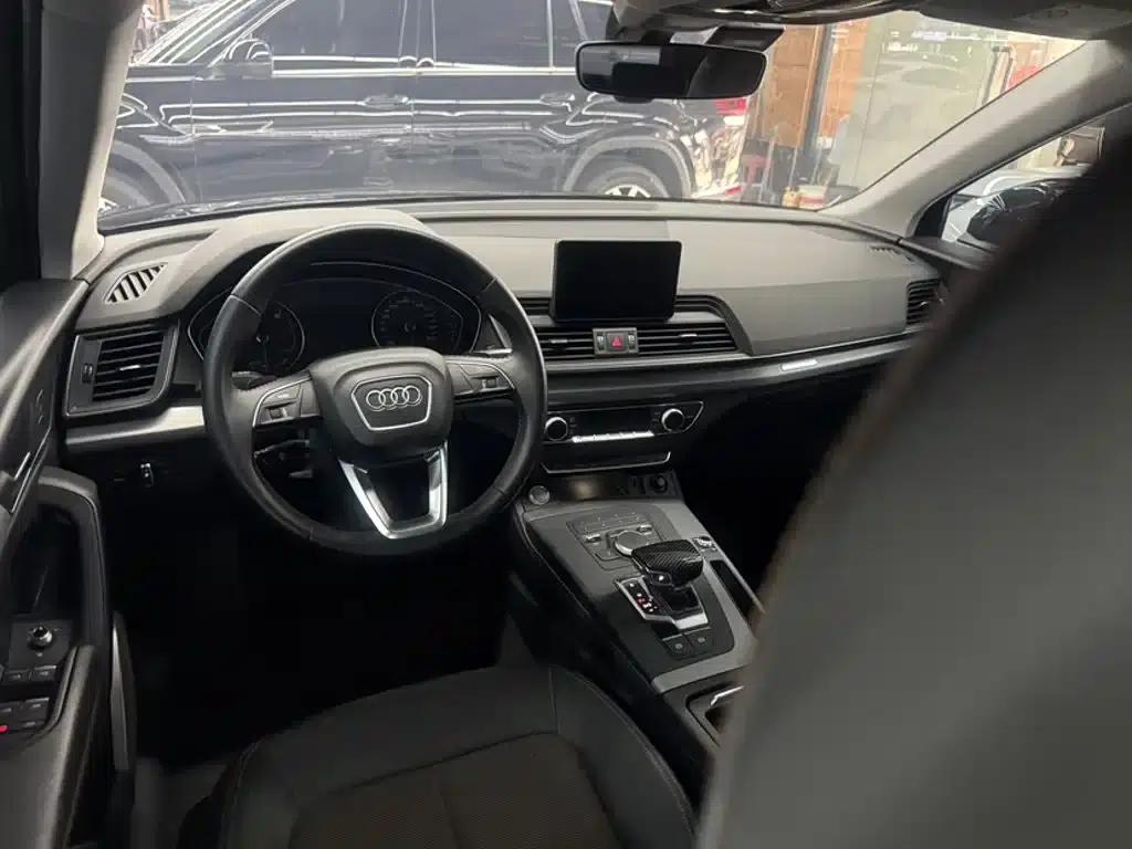 Audi Q5L 2020 Facelift 40 TFSI Luxury Progressive Edition — миниатюра 15