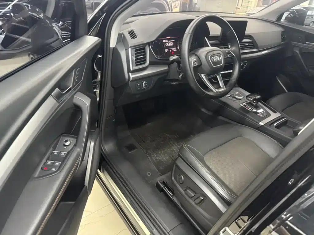 Audi Q5L 2020 Facelift 40 TFSI Luxury Progressive Edition — миниатюра 16