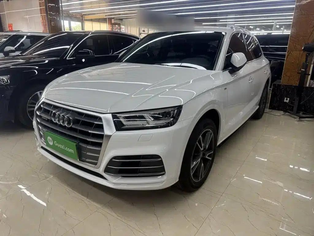 Audi Q5L 2018 40 TFSI Luxury Fashion Edition (National V Emission Standard) — миниатюра 2
