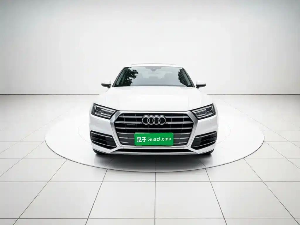 Audi Q5L 2020 Facelift 40 TFSI Luxury Progressive Edition — миниатюра 3