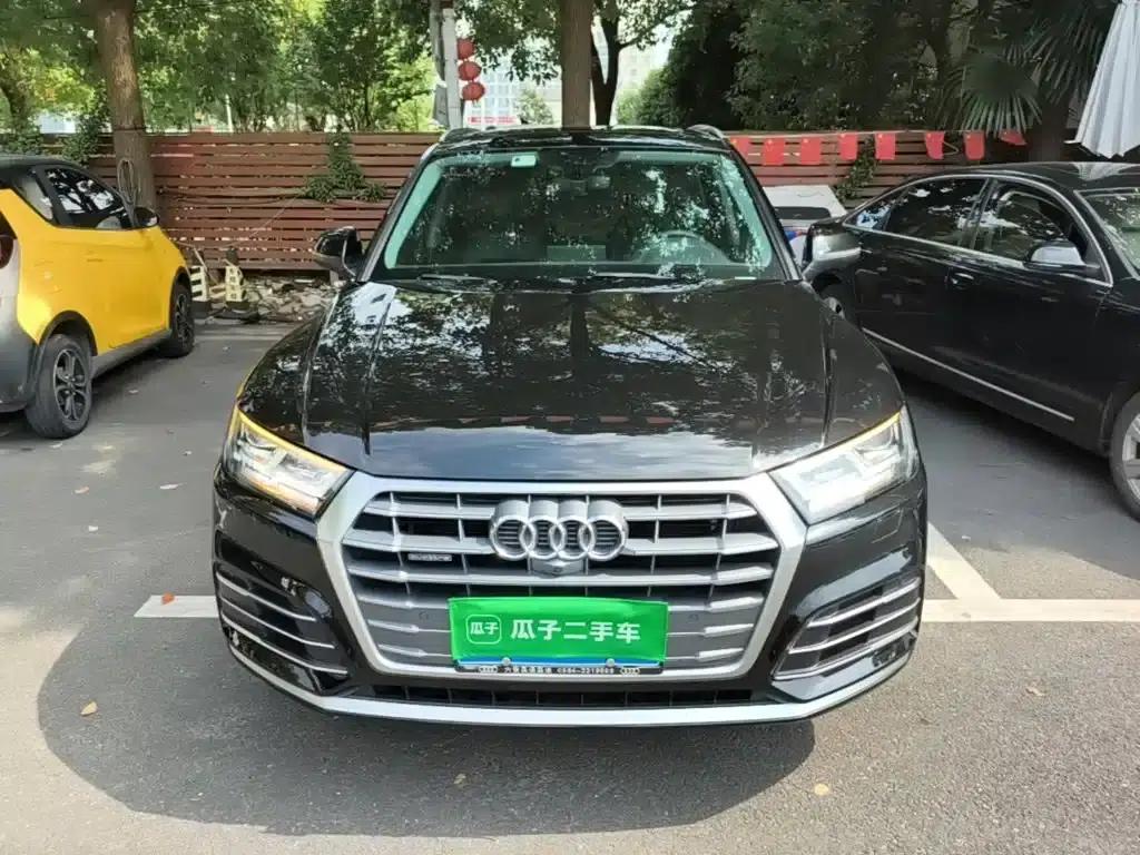Audi Q5L 2020 Facelift 40 TFSI Luxury Fashion Edition — миниатюра 3