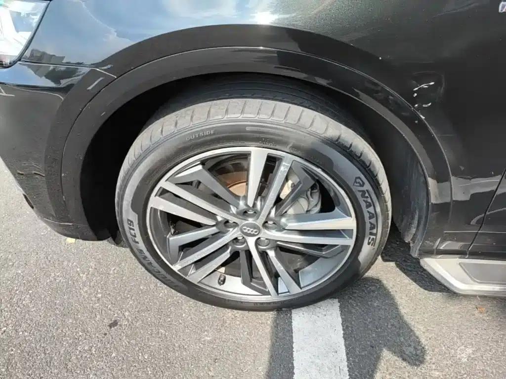 Audi Q5L 2020 Facelift 40 TFSI Luxury Fashion Edition — миниатюра 23