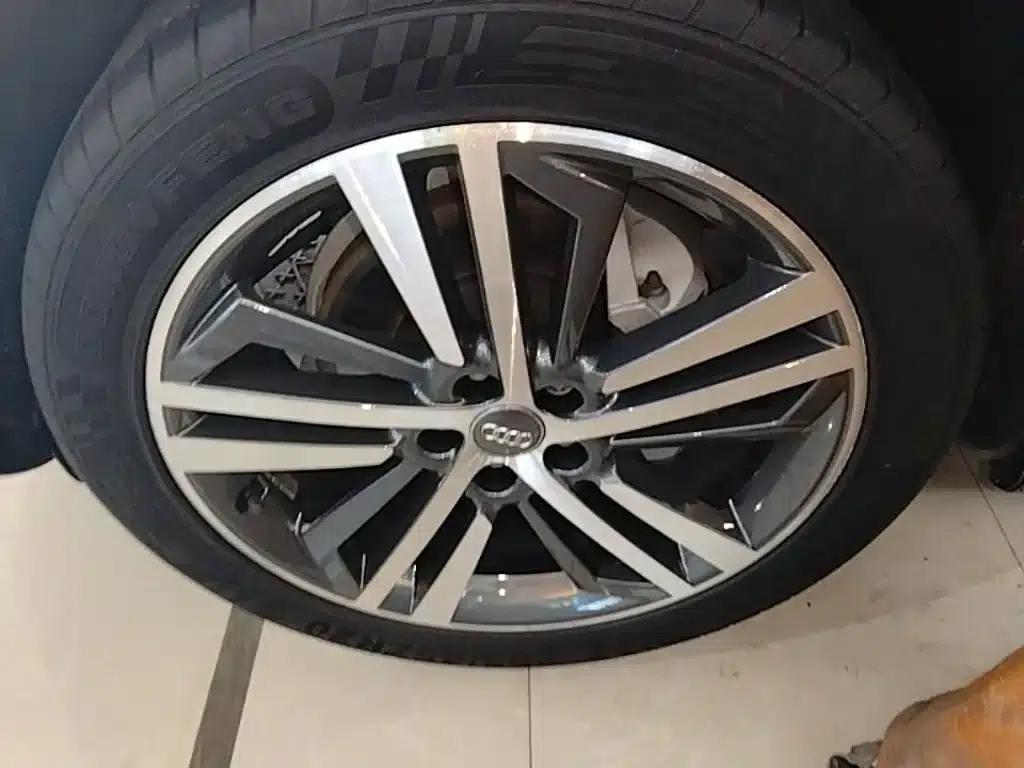 Audi Q5L 2018 40 TFSI Luxury Fashion Edition (China VI Emission Standard) — миниатюра 23