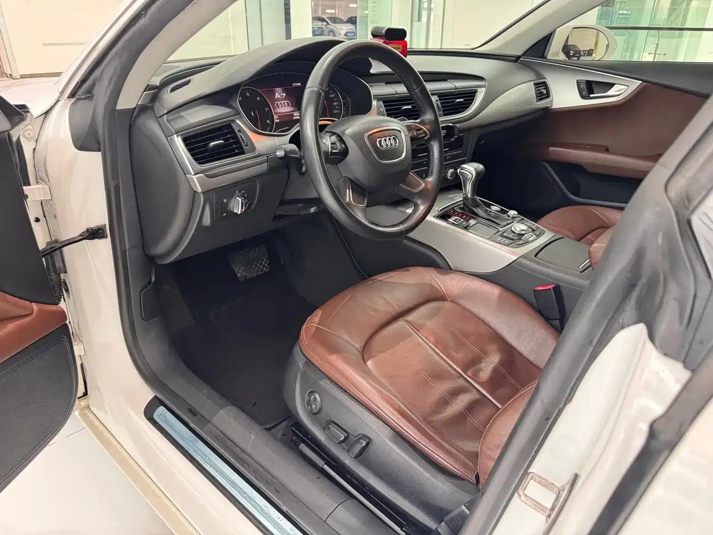 Audi A7 2013 30 FSI Standard Edition — миниатюра 4