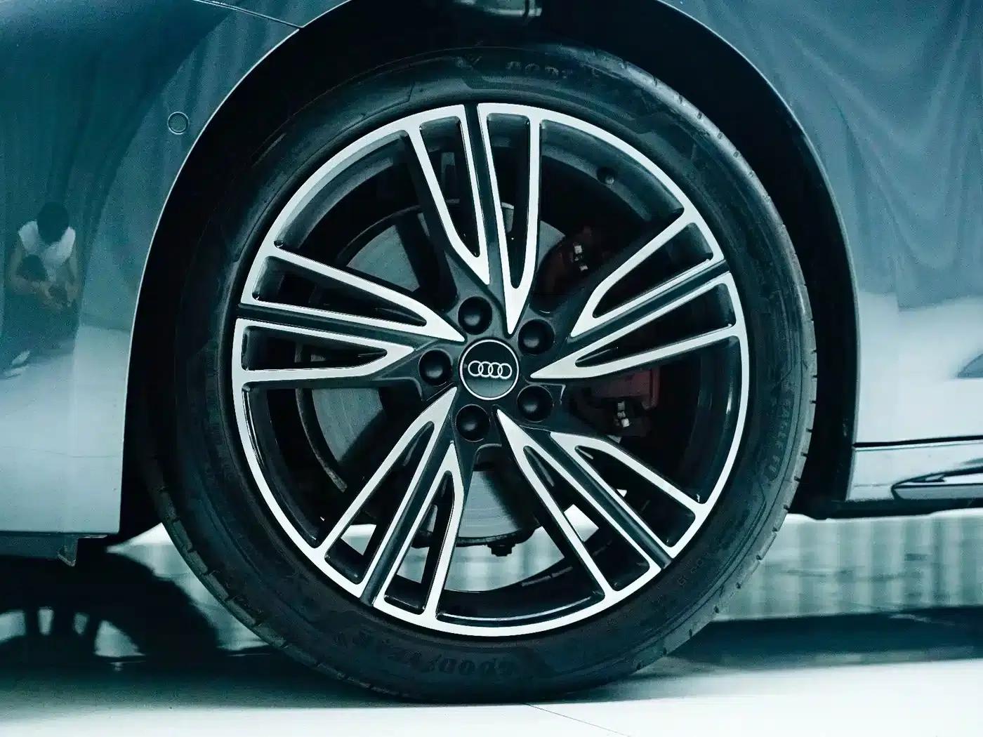 Audi A5L 2026 2.0T Sport Plus — миниатюра 9