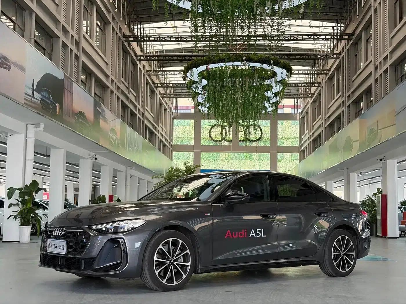 Audi A5L 2026 2.0T Sport Edition — миниатюра 1