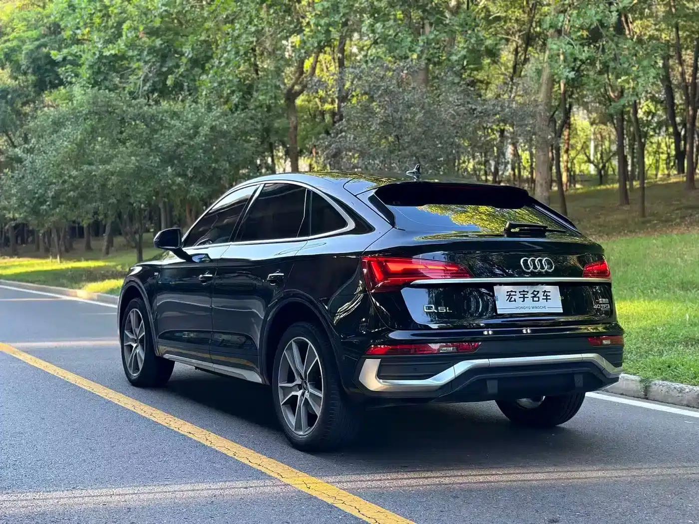 Audi Q5L Sportback 2022 40 TFSI Luxury — миниатюра 23