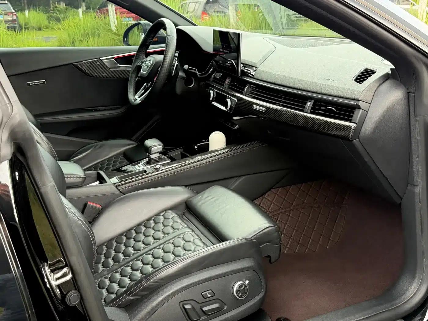 Audi RS 5 2023 RS 5 2.9T Sportback Dark Gold Edition — миниатюра 11