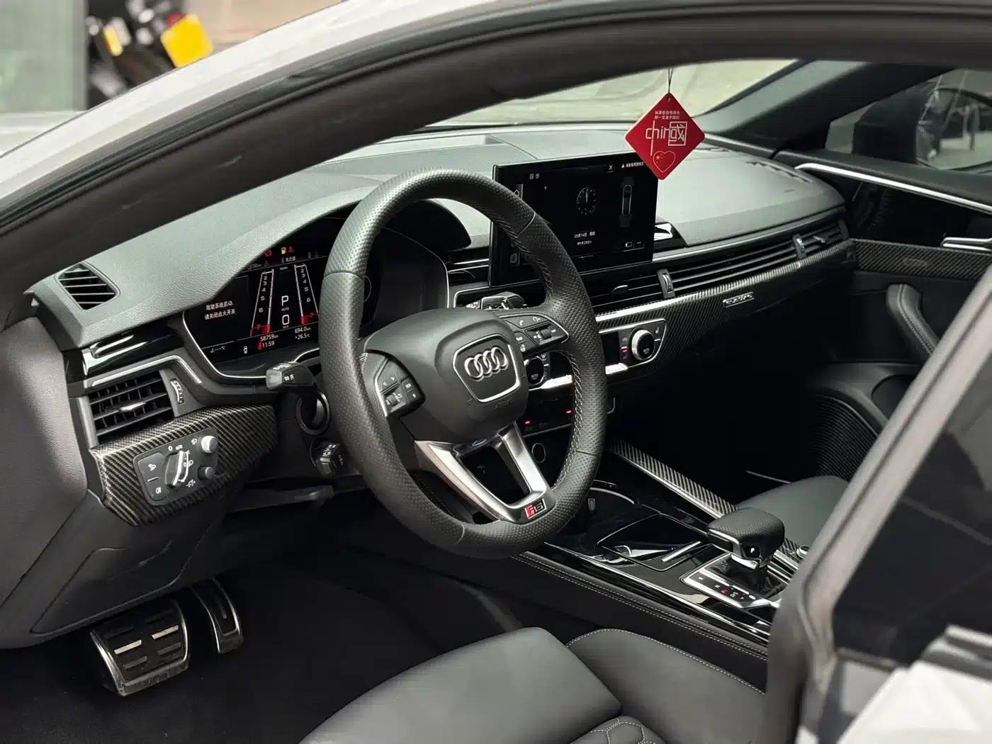 Audi RS 5 2022 RS 5 2.9T Sportback Dark Gold Edition — миниатюра 10