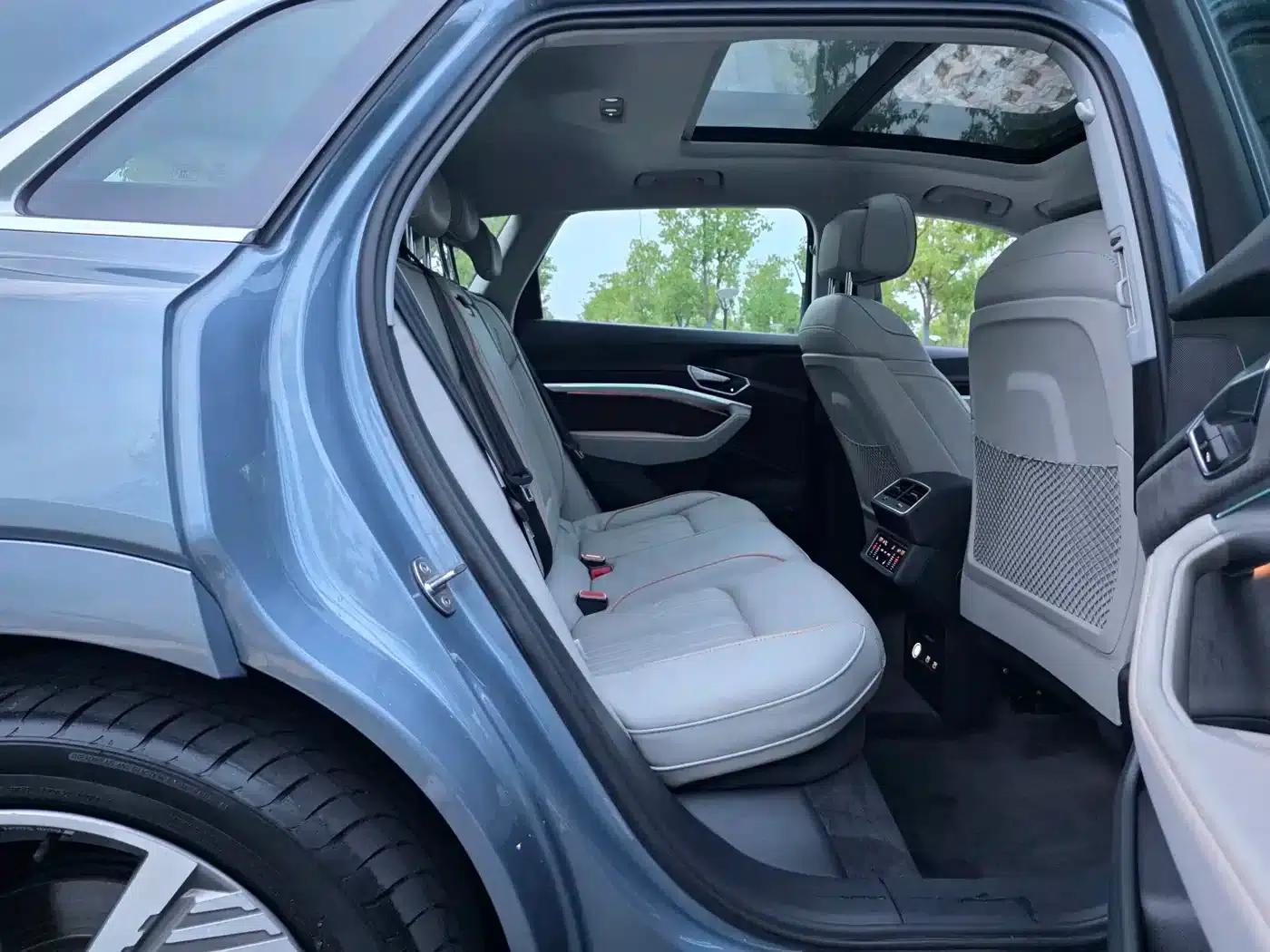 Audi e-tron 2021 50 quattro Premium — миниатюра 11