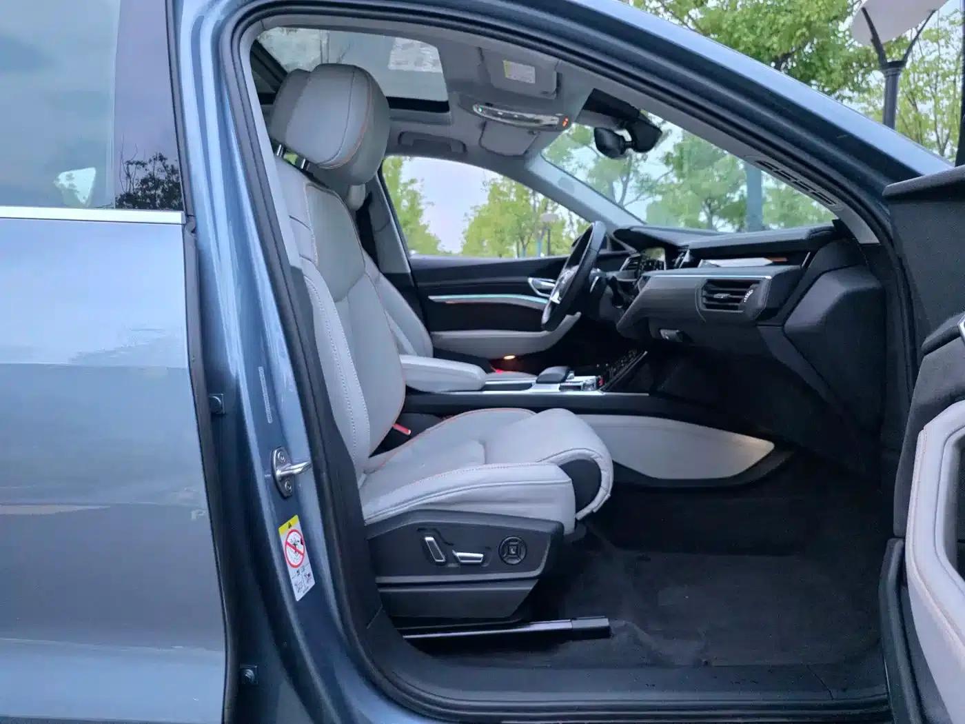 Audi e-tron 2021 50 quattro Premium — миниатюра 12