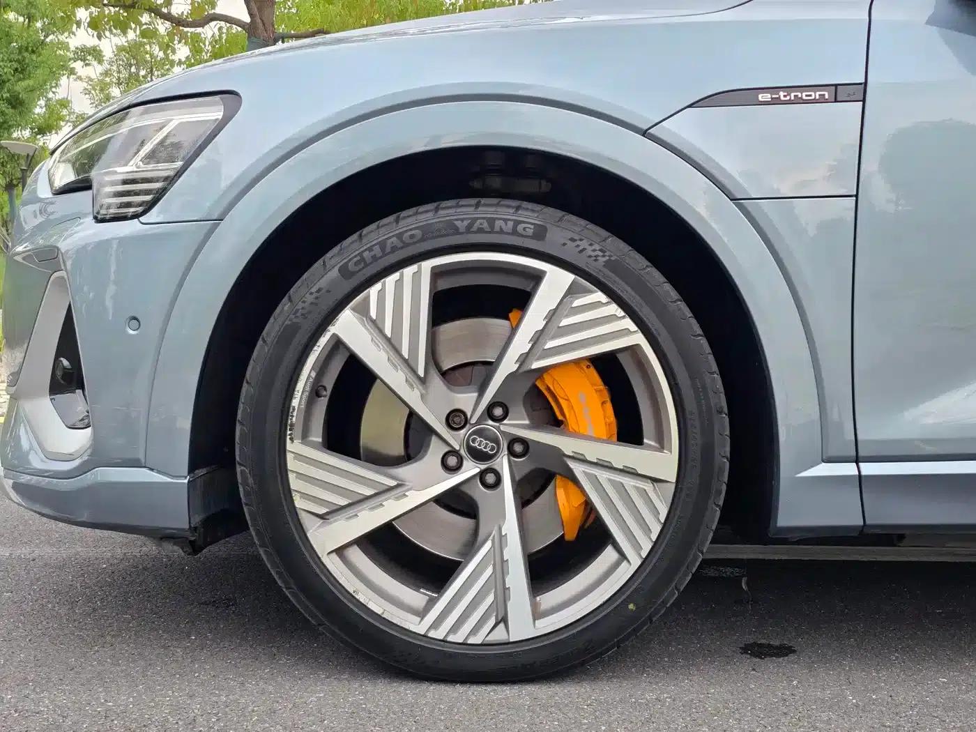 Audi e-tron 2021 50 quattro Premium — миниатюра 21