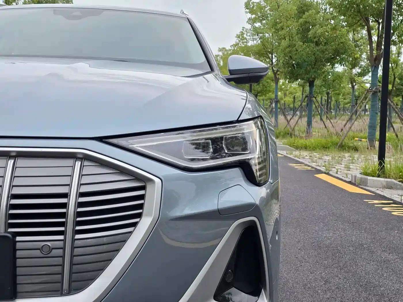Audi e-tron 2021 50 quattro Premium — миниатюра 23