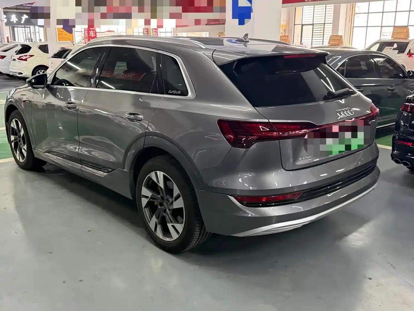Audi e-tron (Imported) 2019 55 quattro Fashion Edition — миниатюра 3