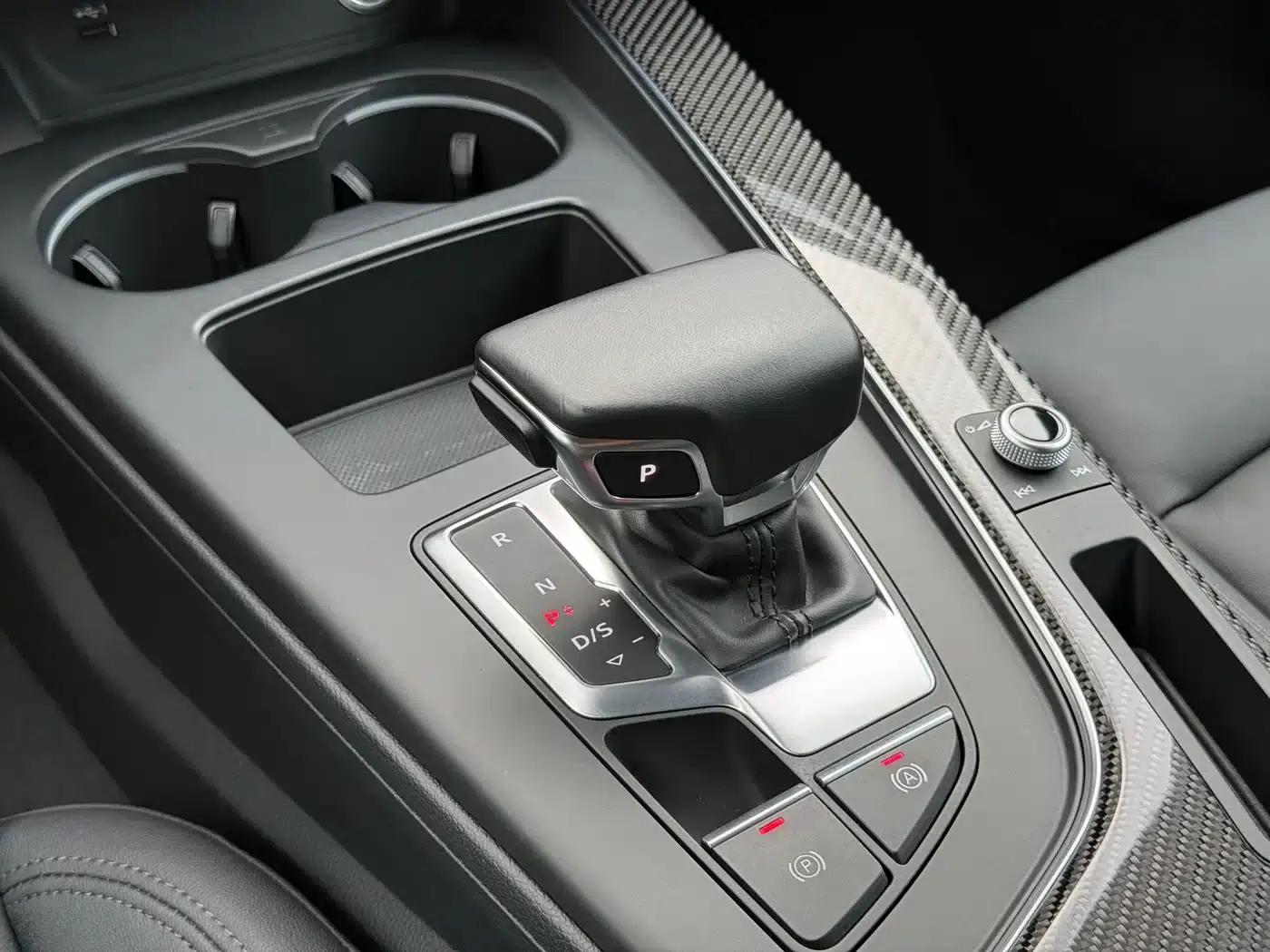 Imported Audi A4 2021 Avant 40 TFSI Pioneer Star Edition — миниатюра 7