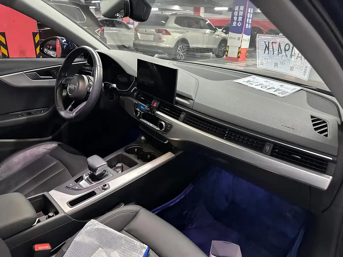 2021 Audi A4 Imported Model Avant 40 TFSI Fashionable Elegant Edition — миниатюра 12