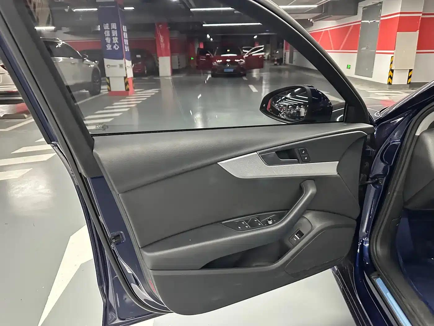 2021 Audi A4 Imported Model Avant 40 TFSI Fashionable Elegant Edition — миниатюра 9