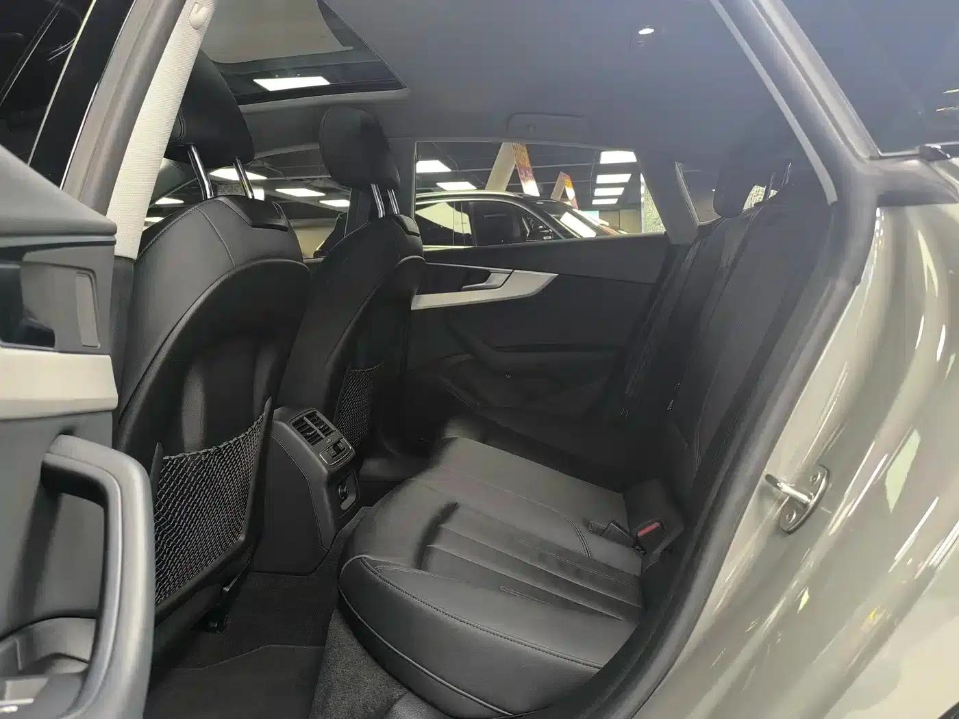 2021 Audi A5 Sportback 40 TFSI (Imported) - Fashionable and Elegant Model — миниатюра 12