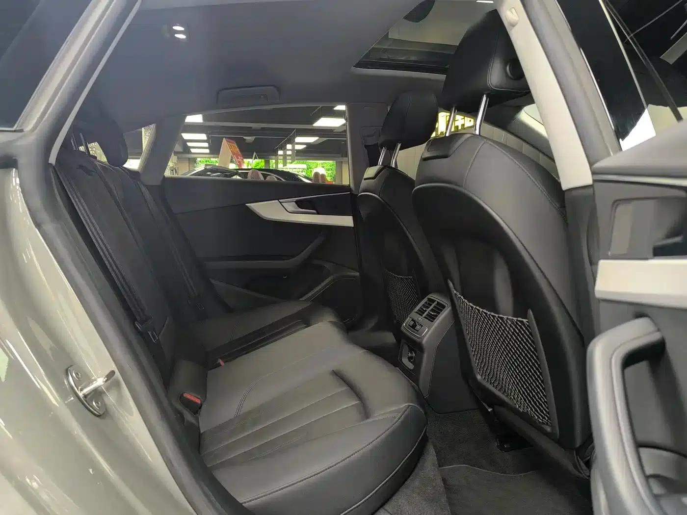 2021 Audi A5 Sportback 40 TFSI (Imported) - Fashionable and Elegant Model — миниатюра 14