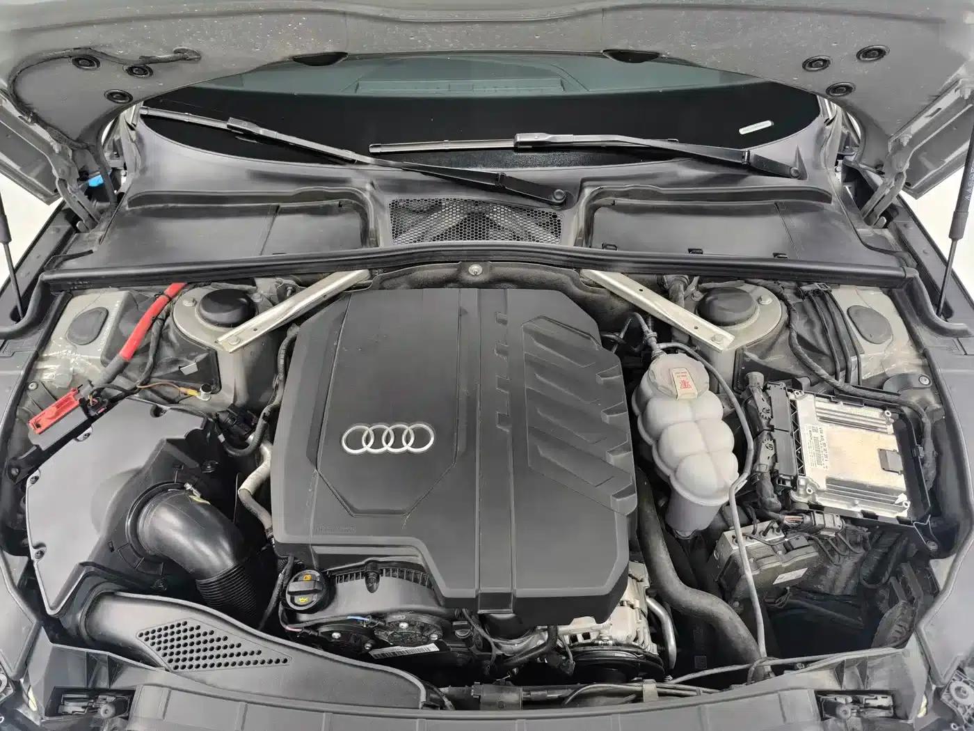 2021 Audi A5 Sportback 40 TFSI (Imported) - Fashionable and Elegant Model — миниатюра 17