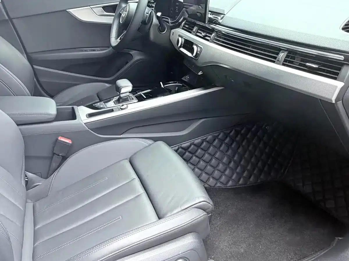 2024 Audi A5 Sportback 40 TFSI (Imported) - Fashionable and Dynamic Model — миниатюра 7