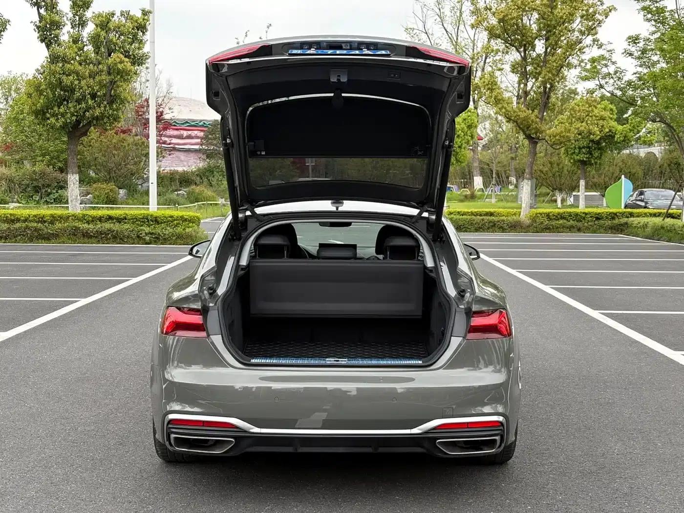 2023 Audi A5 Sportback 40 TFSI (Imported) - Fashionable and Dynamic Model — миниатюра 15