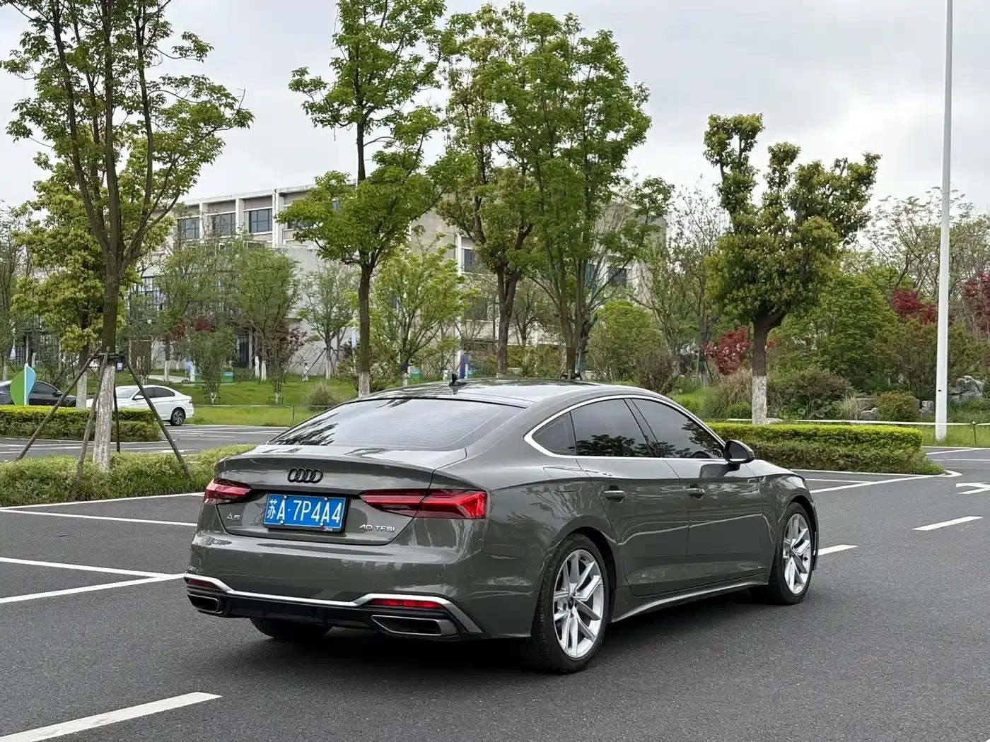 2023 Audi A5 Sportback 40 TFSI (Imported) - Fashionable and Dynamic Model — миниатюра 7