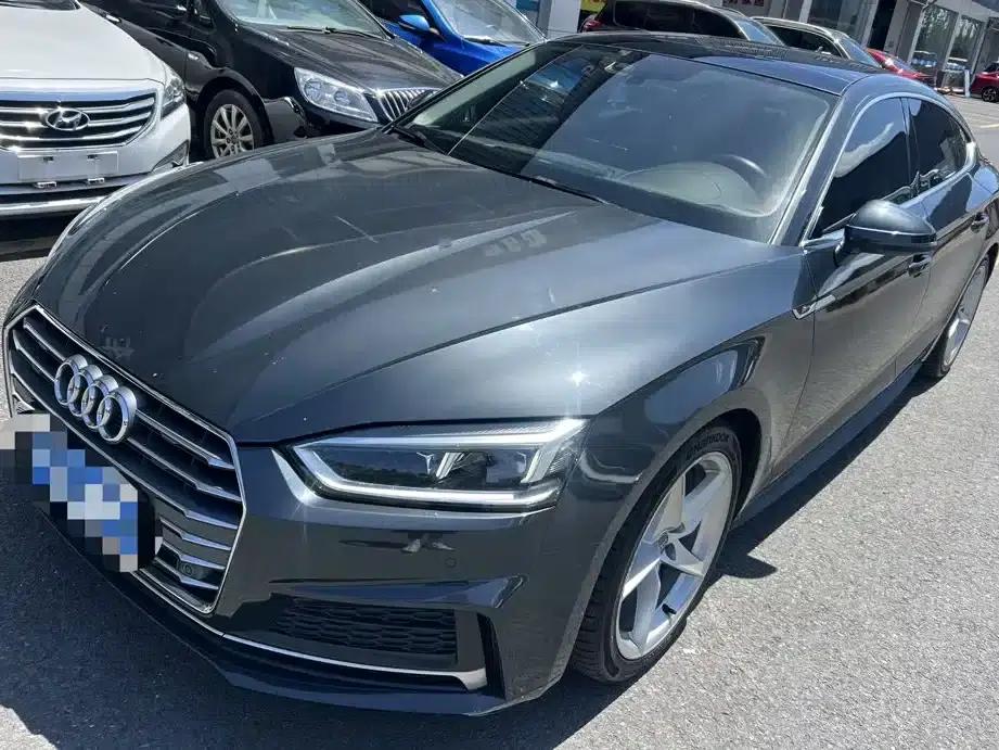 2019 Audi A5 Sportback 40 TFSI Fashion Edition (Imported) — миниатюра 1