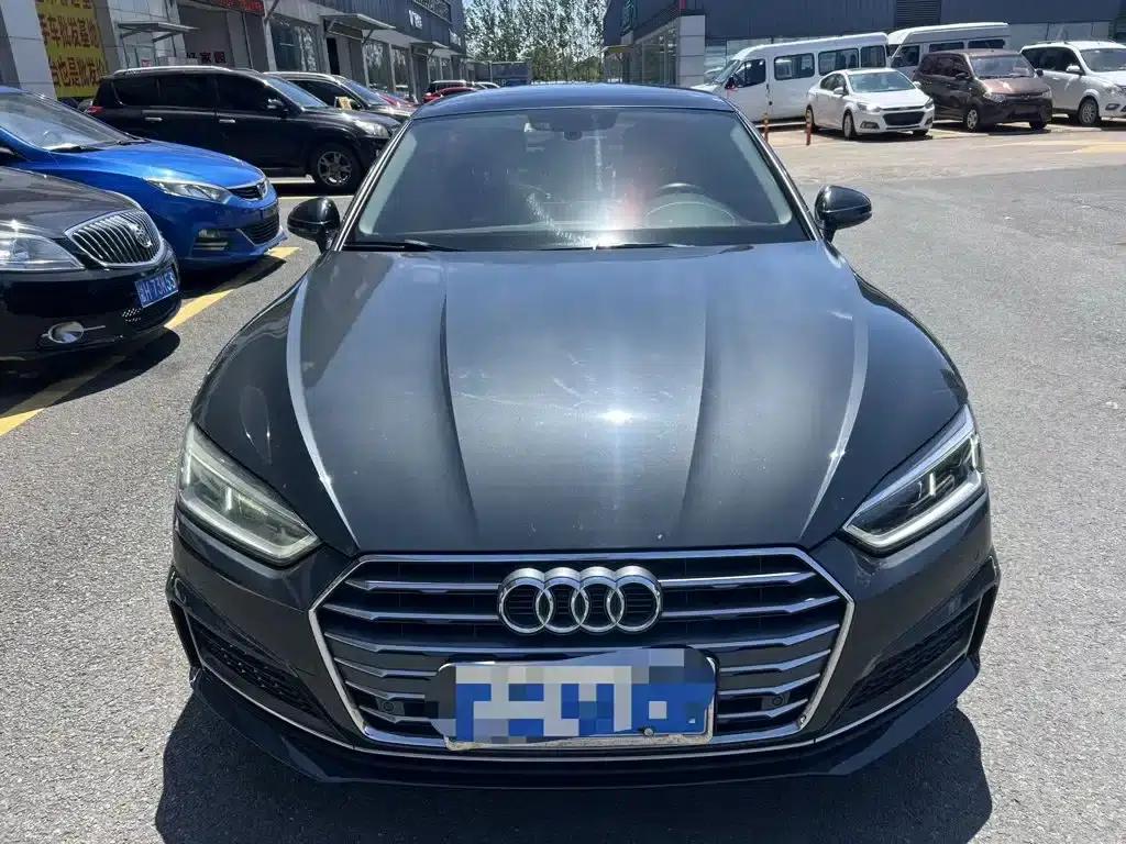 2019 Audi A5 Sportback 40 TFSI Fashion Edition (Imported) — миниатюра 2