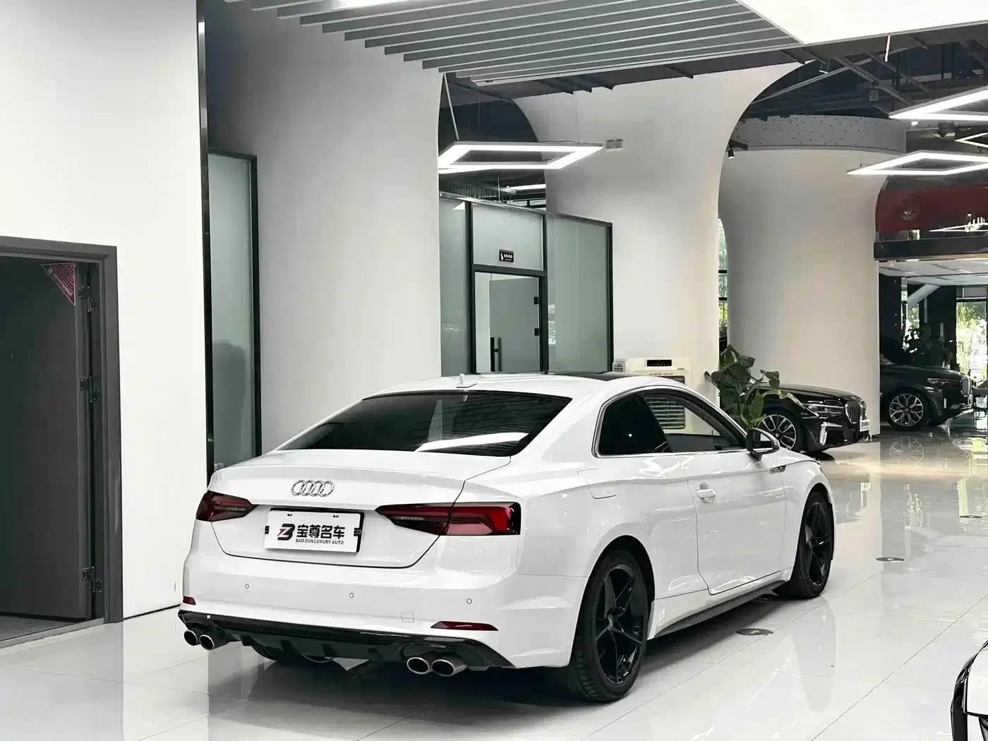 2017 Audi A5 Imported Coupe 40 TFSI Fashion Edition — миниатюра 10