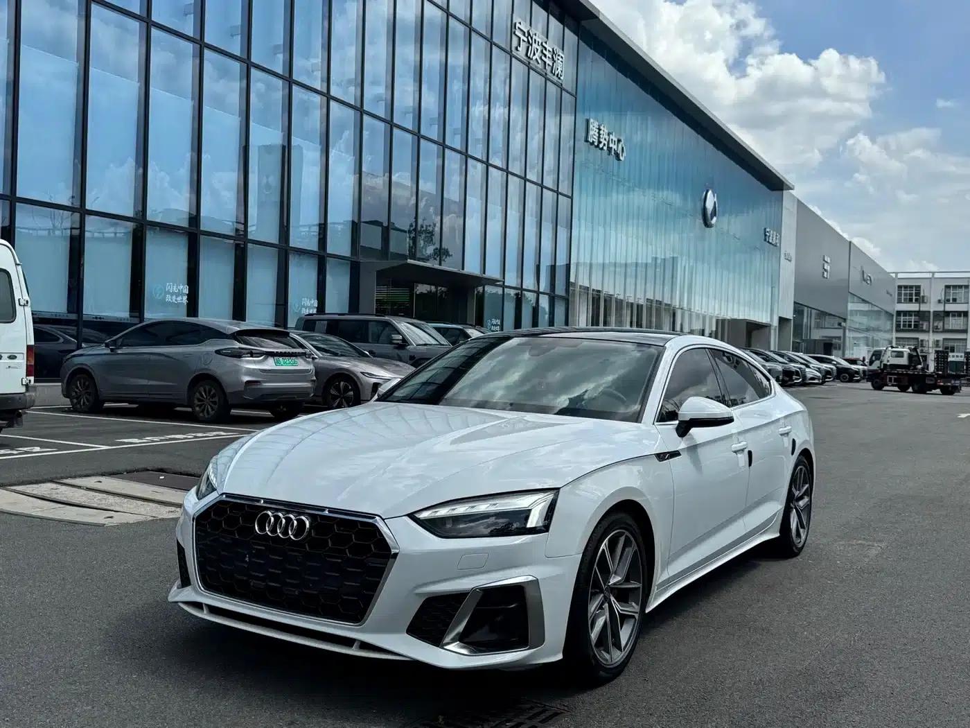 2024 Audi A5 Sportback 40 TFSI (Imported) - Fashionable and Dynamic Model — миниатюра 1