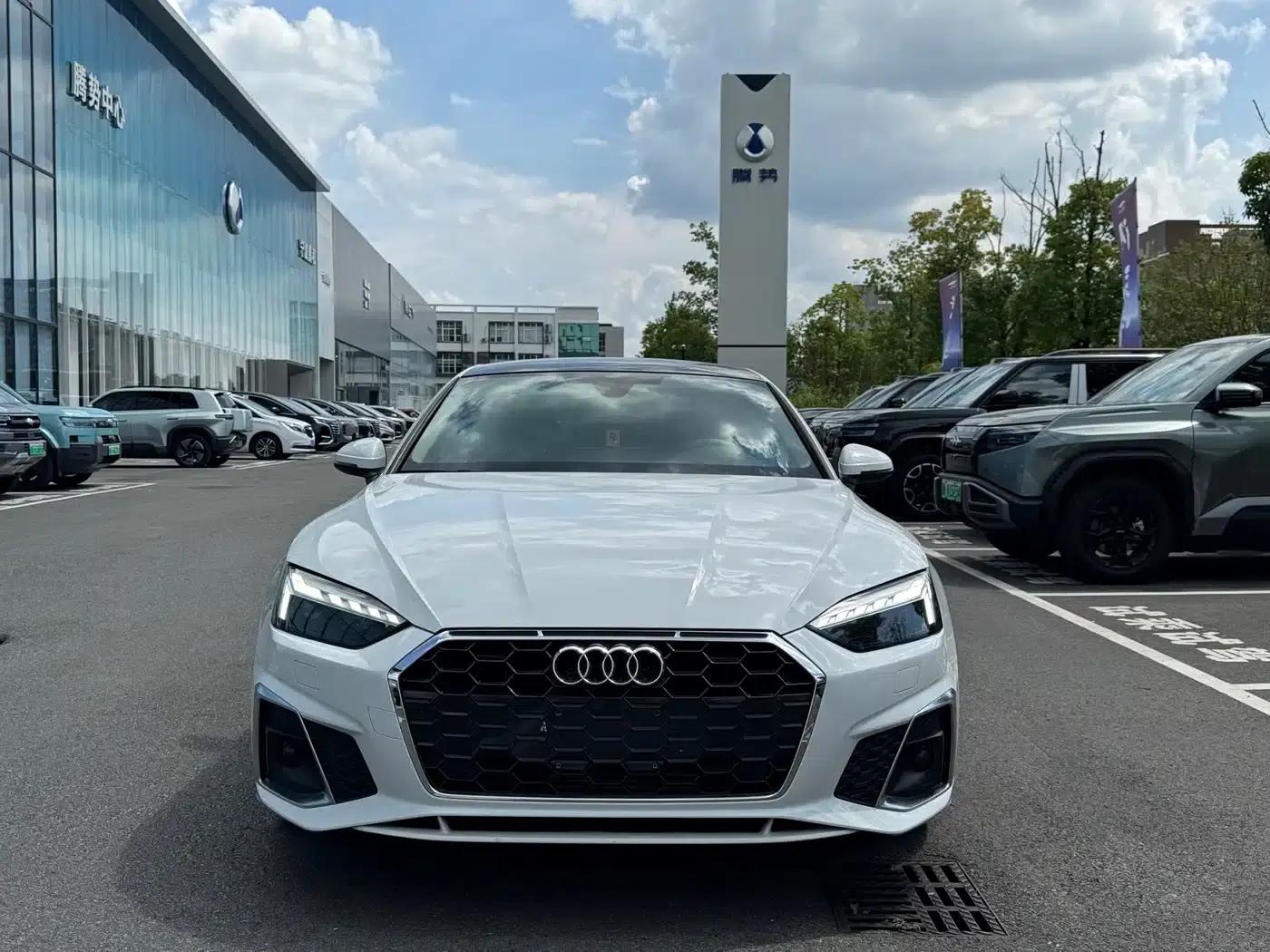 2024 Audi A5 Sportback 40 TFSI (Imported) - Fashionable and Dynamic Model — миниатюра 2